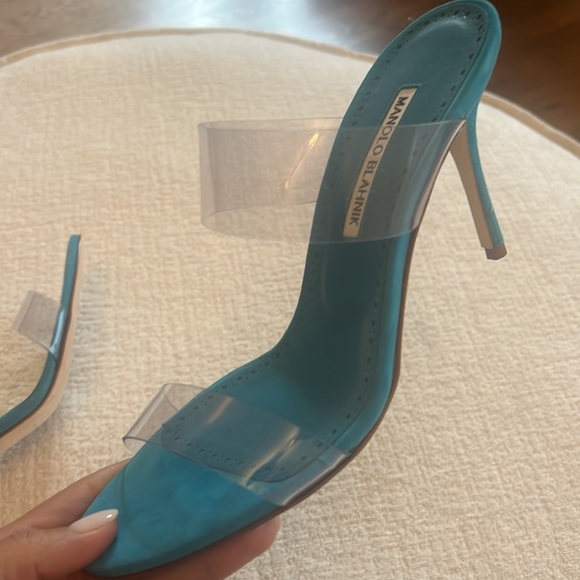 Manolo Blahnik clear SCOLTO suede sandals - Picture 3 of 4